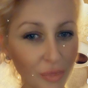 Meet your Posher, Lexie